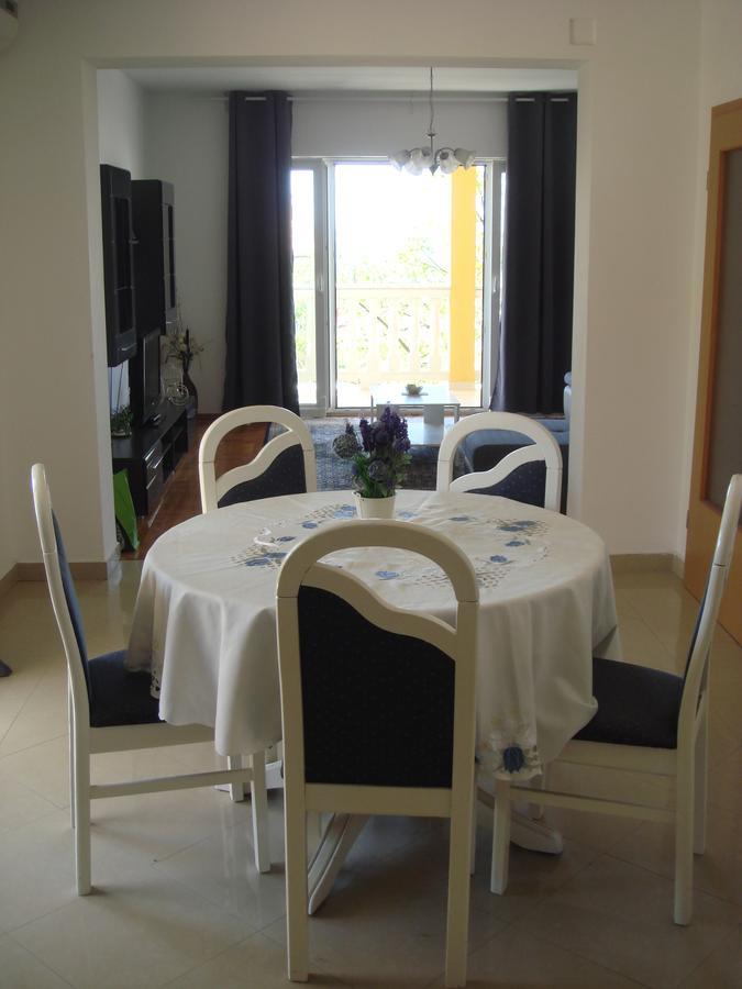 Apartments Jelicic Selce Exterior photo